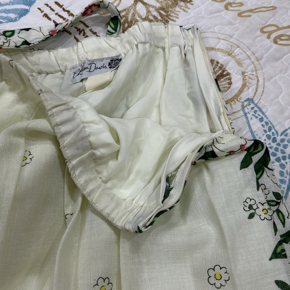70’s gorgeous Chessa Davis floral skirt size small - Picture 4 of 8